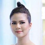นริศรา ศรีจันทราพันธุ์ (Laura Yuai)